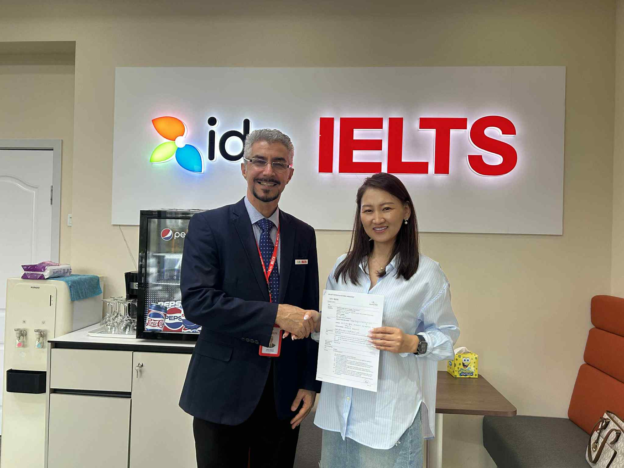 Golden Compass English Studio сургалтын төв нь IDP IELTS шалгалтын лавлах үйлчилгээ үзүүлнэ